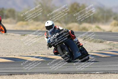 media/Dec-04-2025-Racers Edge (Thu) [[5ebc9f124d]]/3-B Group/1-Session 1 (Turn 7)/